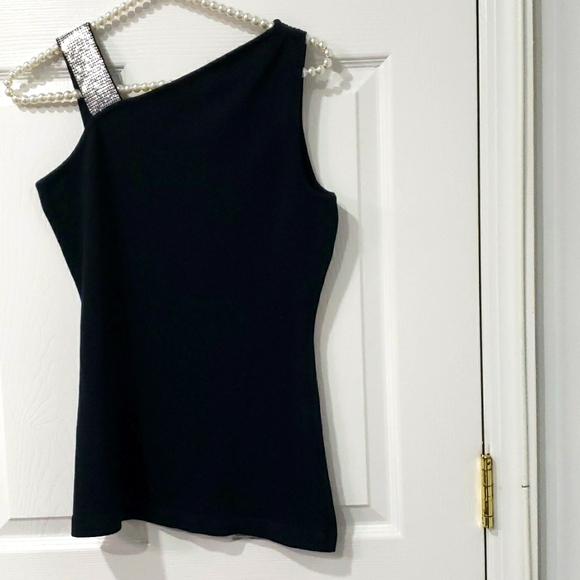 Authentic NEW Cache black sleeveless sweater - Picture 6 of 8